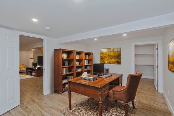 Home Office, Interior, Recessed Lighting, Wood Texture Flooring