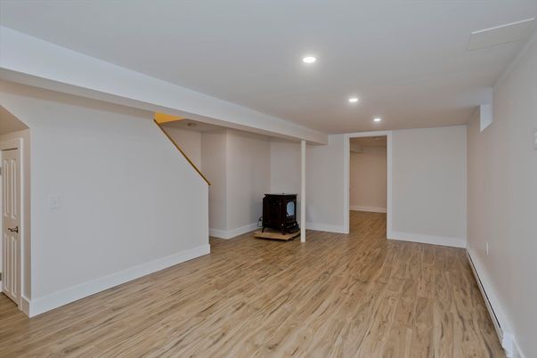 Empty room, Interior, Recessed Lighting, Wood Texture Flooring