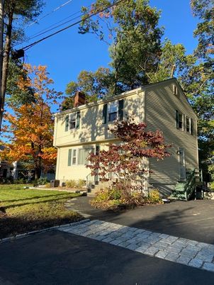 Exterior, Facade, Rowhouse