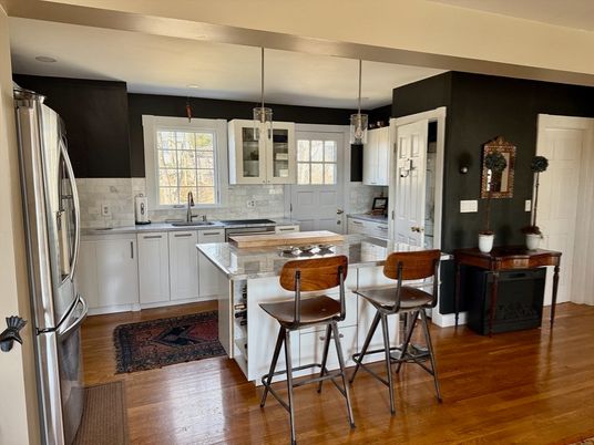 Interior, Kitchen, Pendant Lights, Wood Texture Flooring