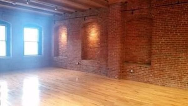 Empty room, Interior, Wooden Beams, Wooden Ceilings, Wood Texture Flooring