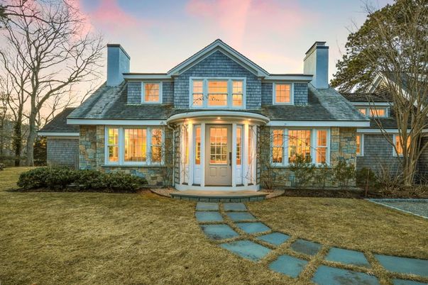 Exterior, Facade, Cape Cod