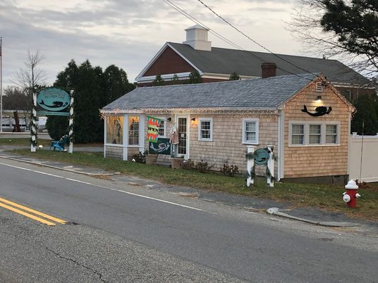 Exterior, Facade, Cape Cod