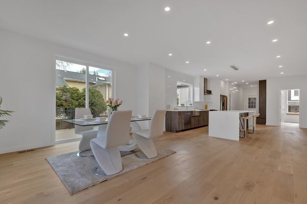 Dining room, Interior, Kitchen, Recessed Lighting, Wood Texture Flooring