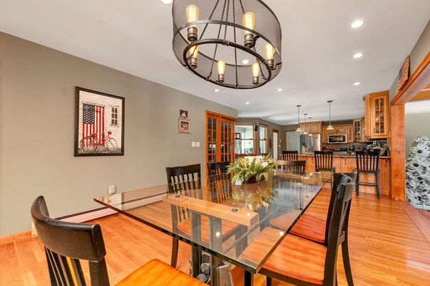 Chandelier, Dining room, Interior, Kitchen, Pendant Lights, Recessed Lighting, Wood Texture Flooring