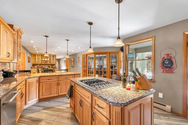 Interior, Kitchen, Pendant Lights, Recessed Lighting, Wood Texture Flooring