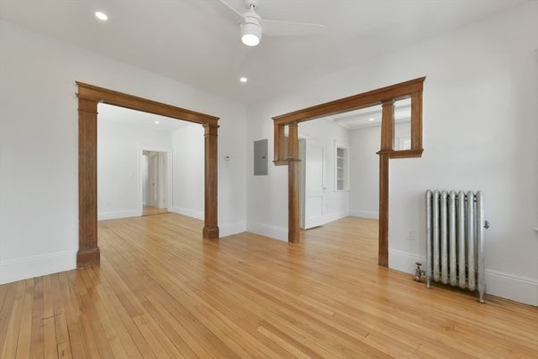 Empty room, Interior, Recessed Lighting, Wood Texture Flooring