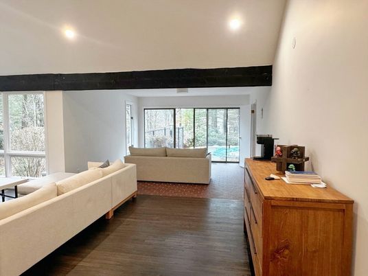 Interior, Living room, Recessed Lighting, Wood Texture Flooring