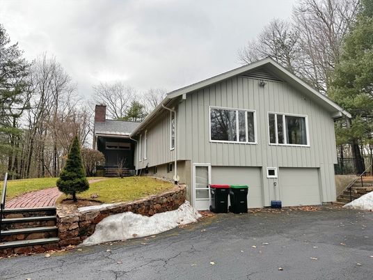 Attached, Exterior, Facade, Raised Ranch