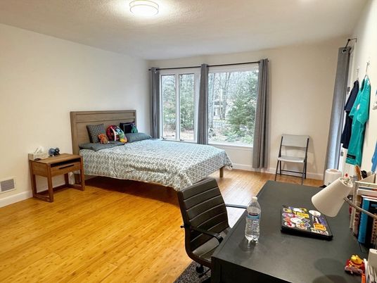 Bedroom, Home Office, Interior, Wood Texture Flooring