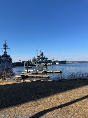 Exterior, Lake