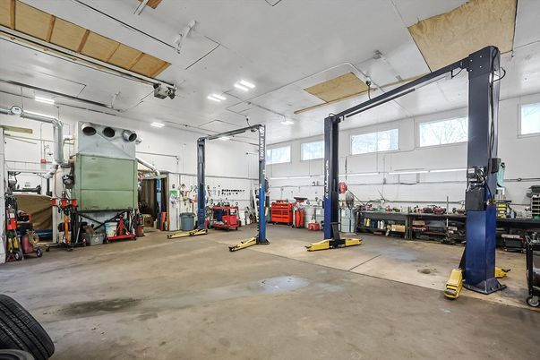 Fitness Equipment, Garage, Interior