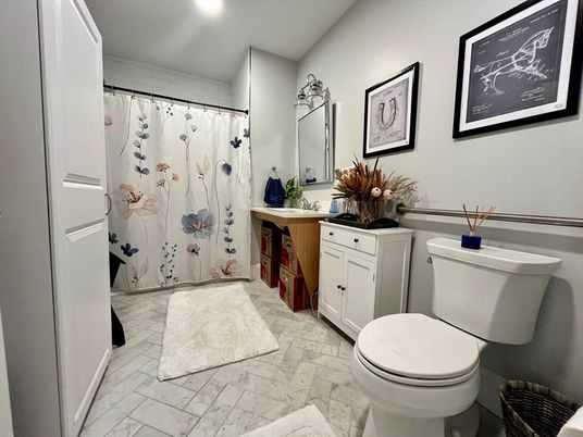 Bathroom, Interior, Marble, Recessed Lighting