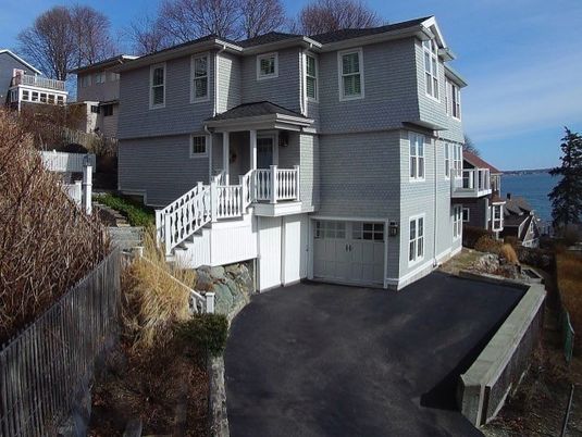 Attached, Exterior, Facade, Water, Rowhouse