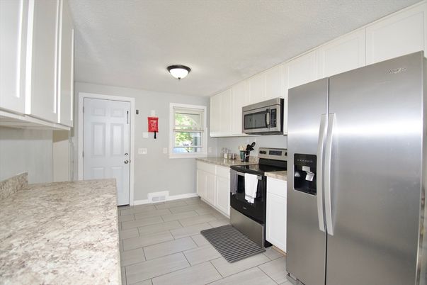 Interior, Kitchen, Stainless Steel Appliances