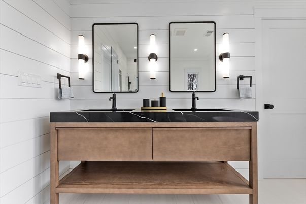 Bathroom, Dual Sink Vanities, Interior