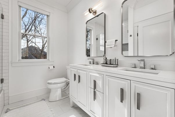 Bathroom, Dual Sink Vanities, Interior