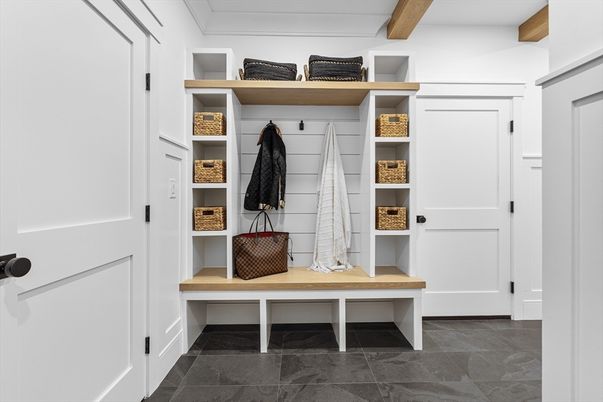Interior, Walk-in Closets, Wooden Beams