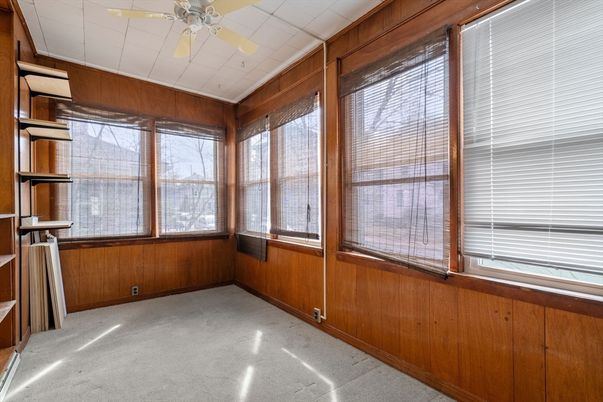 Empty room, Interior, Sun Room