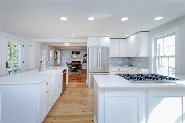 Dining room, Interior, Kitchen, Recessed Lighting, Stainless Steel Appliances, Wood Texture Flooring