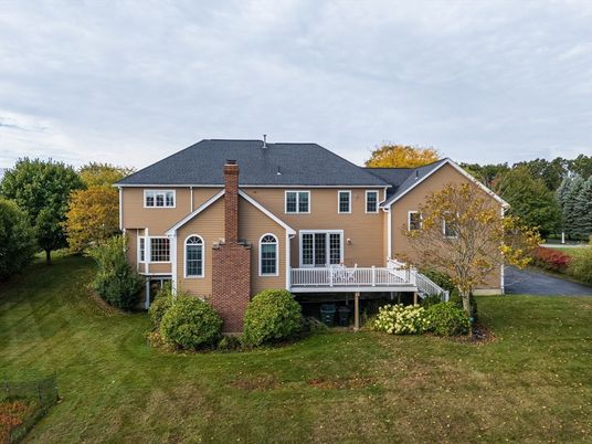 Backyard, Exterior, Facade, Brick Facade, French Provincial