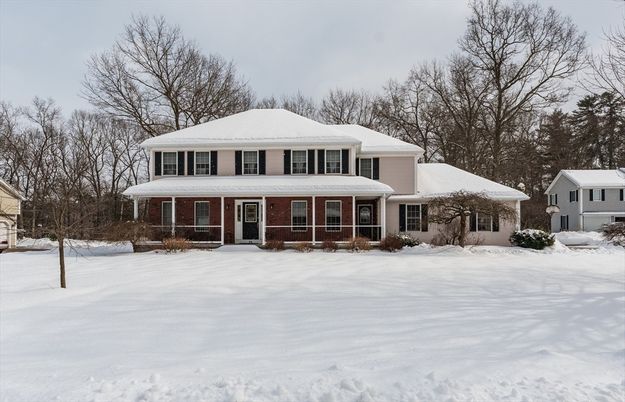 Backyard, Exterior, Facade, Brick Facade, Georgian