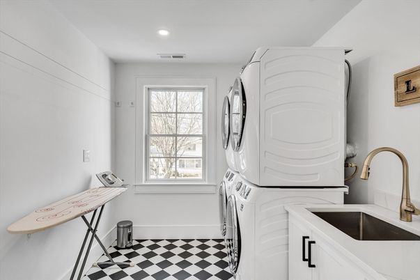 Interior, Recessed Lighting, Washer