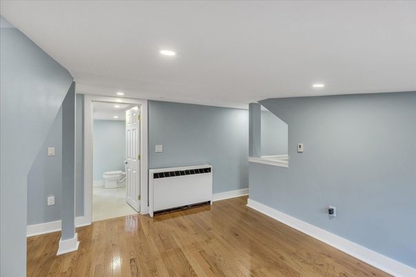 Bathroom, Interior, Recessed Lighting, Wood Texture Flooring