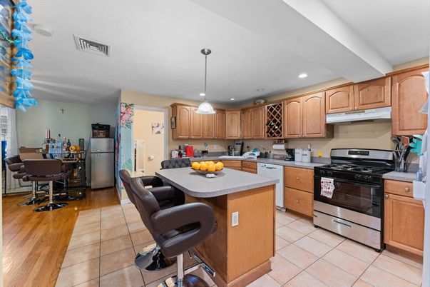Interior, Kitchen, Pendant Lights, Recessed Lighting, Wood Texture Flooring
