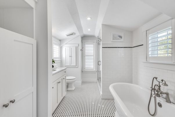Bathroom, Free Standing Baths, Glass Shower, Interior, Recessed Lighting