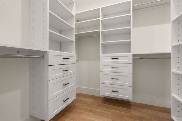 Interior, Walk-in Closets, Wood Texture Flooring