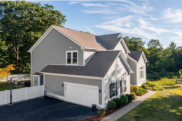 Attached, Exterior, Facade, Farmhouse