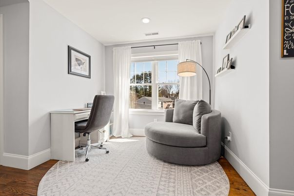 Home Office, Interior, Recessed Lighting, Wood Texture Flooring