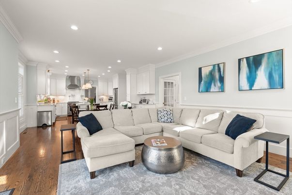 Dining room, Interior, Kitchen, Living room, Pendant Lights, Recessed Lighting, Stainless Steel Appliances, Wood Texture Flooring