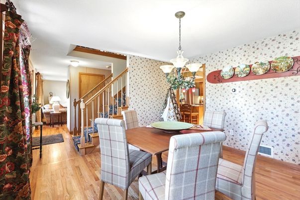 Chandelier, Dining room, Interior, Pendant Lights, Wood Texture Flooring