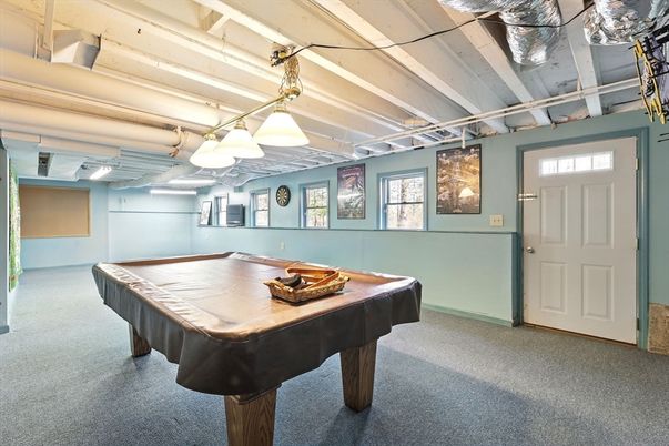 Billiard Table, Game Room, Interior