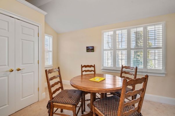 Dining room, Interior
