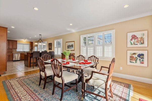Dining room, Interior, Kitchen, Pendant Lights, Recessed Lighting, Wood Texture Flooring