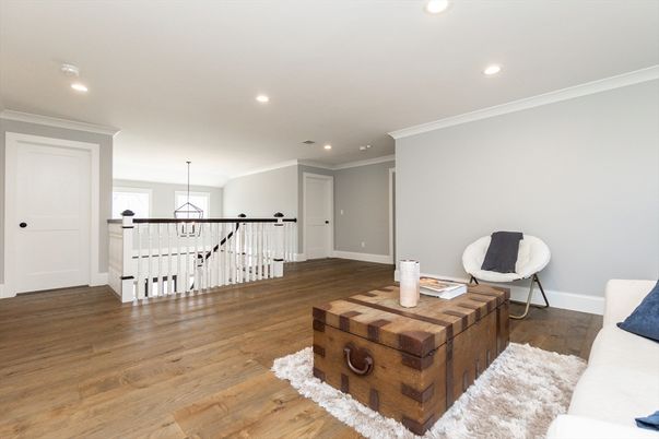 Interior, Pendant Lights, Recessed Lighting, Wood Texture Flooring