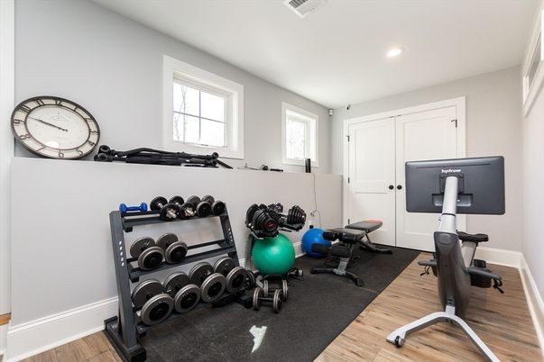 Fitness Equipment, Interior, Recessed Lighting, Wood Texture Flooring