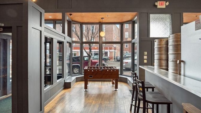Interior, Pendant Lights, Wood Texture Flooring