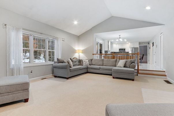 Interior, Kitchen, Living room, Pendant Lights, Recessed Lighting, Stainless Steel Appliances