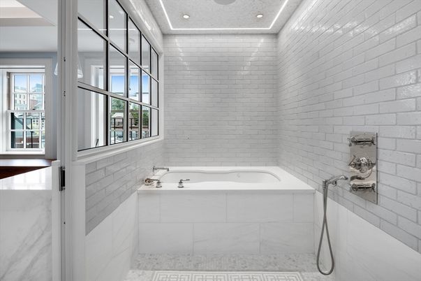 Bathroom, Interior, Recessed Lighting