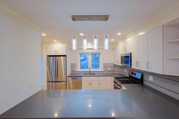 Interior, Kitchen, Pendant Lights, Recessed Lighting, Stainless Steel Appliances