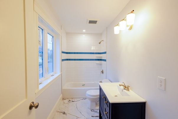 Bathroom, Interior, Marble, Recessed Lighting