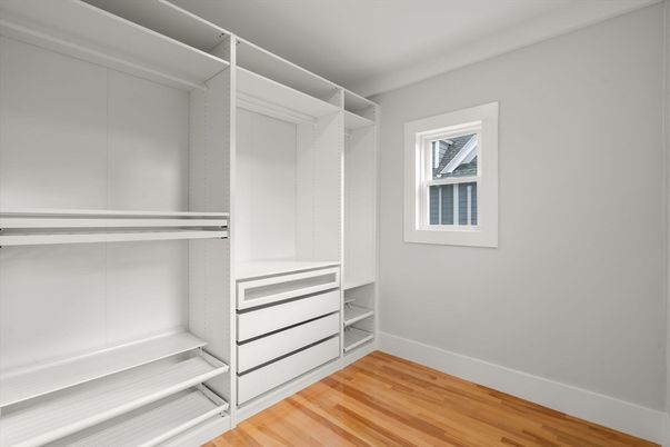 Interior, Walk-in Closets, Wood Texture Flooring