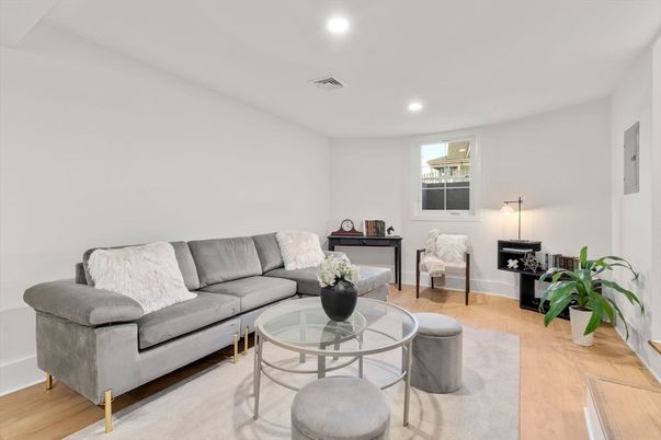 Interior, Living room, Piano, Recessed Lighting, Wood Texture Flooring