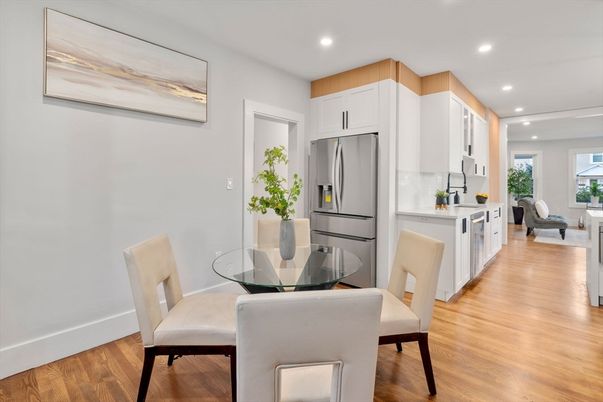 Dining room, Interior, Kitchen, Recessed Lighting, Wood Texture Flooring
