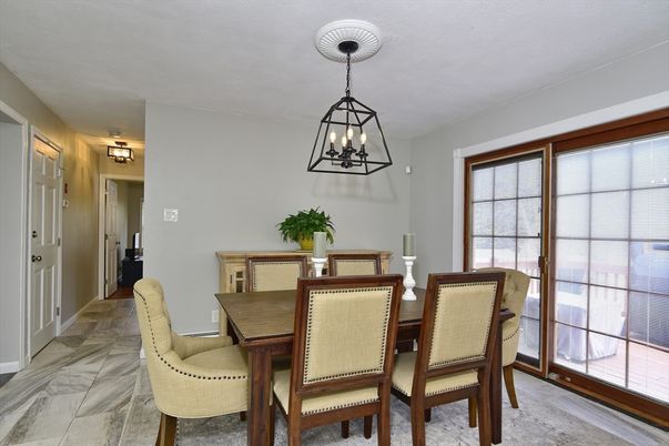 Chandelier, Dining room, Interior, Marble, Pendant Lights