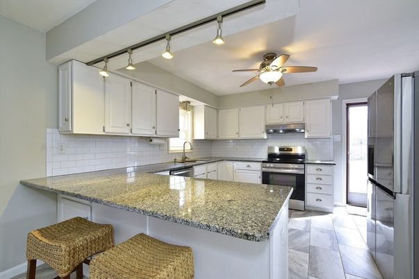 Interior, Kitchen, Stainless Steel Appliances